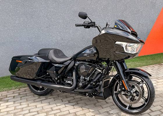 HARLEY-DAVIDSON ROAD GLIDE 